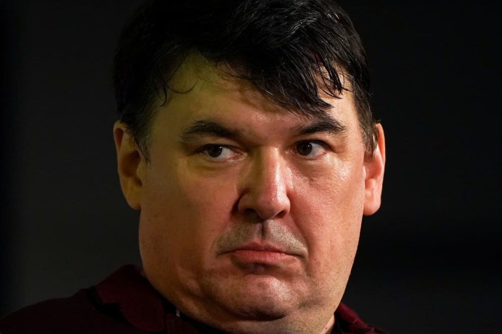 Graham Linehan Acquitted but Convicted of Phone Damage image 54a045e1 7439 4ebd 93dc 09ddaa71f00d.png