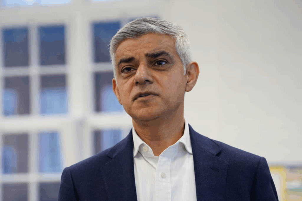 Sadiq Khan Grooming Gangs: Controversy and Victim Claims image 7la4o83i9i.png