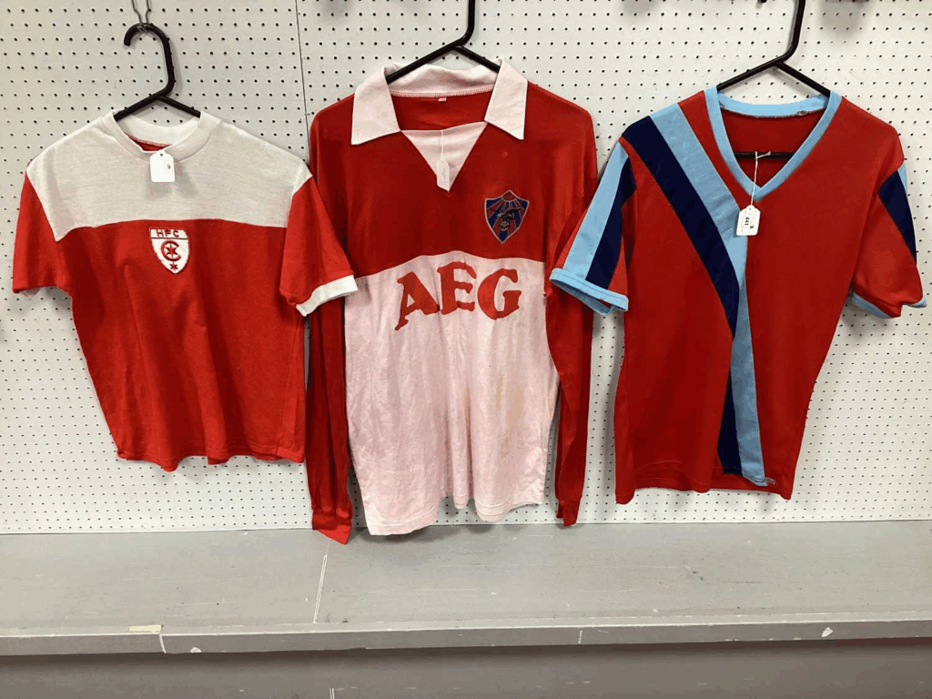 Football Shirts Auction: The Rise of Collectible Memorabilia image 8skz8o16hq.png