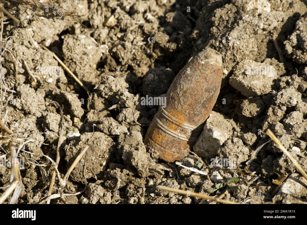 Unexploded Ordnance Evacuates Fareham Police Station image hk72d803e1.png