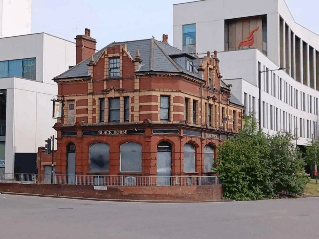 Black Horse Pub: Urgent Petition to Save Historic Venue image qxd2b625cc.png