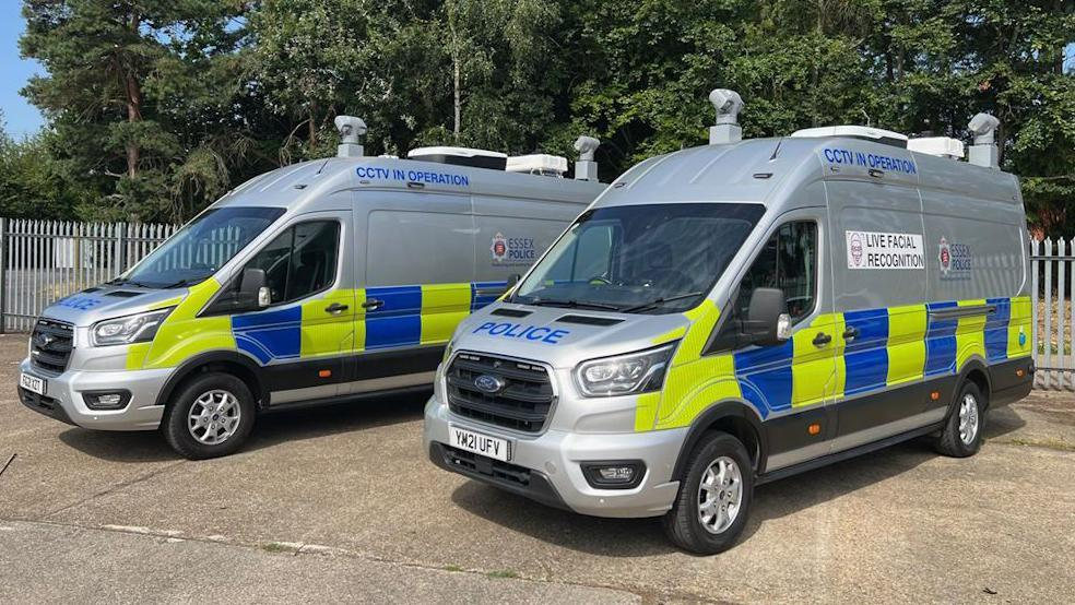 Facial Recognition Vans: New Technology for Police Forces image sm1vl2m2kh.png