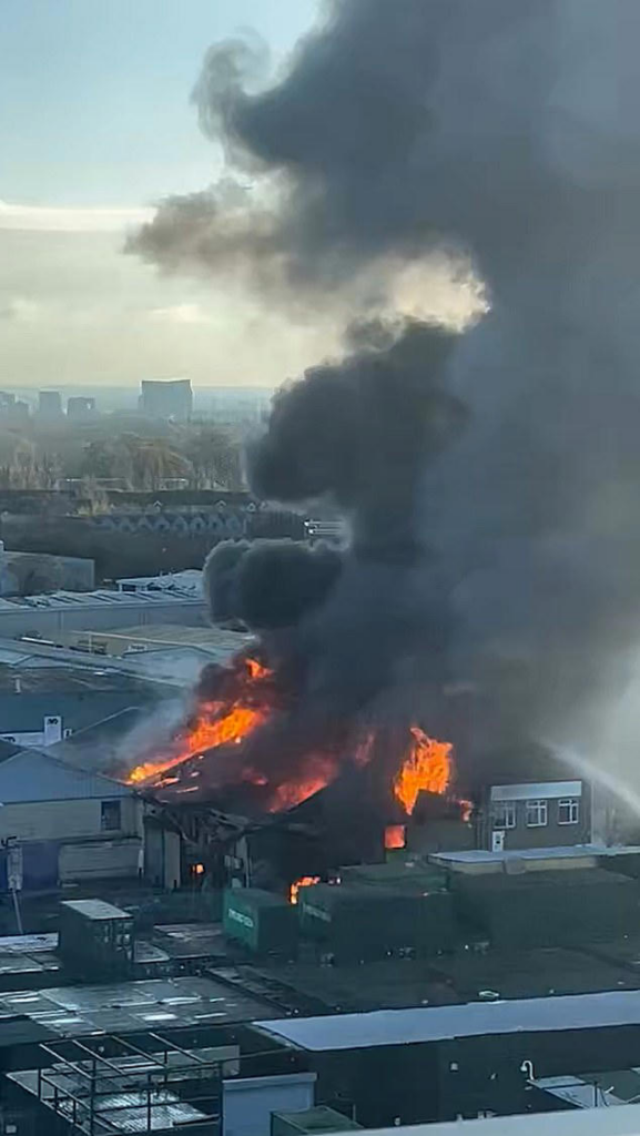 Southall Fire Incident: Major Explosions and Smoke Plume image e9081b24 77b7 4498 a548 1cc506f552be.png