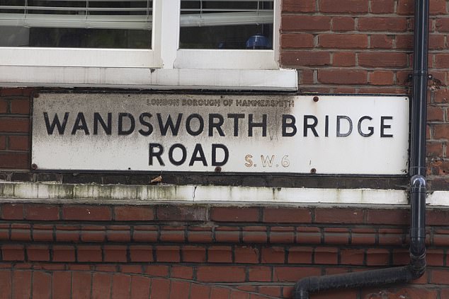 Wandsworth Bridge Road Petition: Stop TfL Construction Now image 4920fc99 d6da 41bb 85c2 19a69d27f799.png