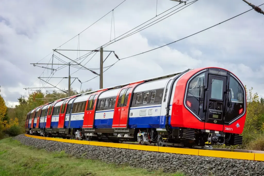 London Transport Upgrades: Key Changes by 2026 image 58c1868e dbf7 49dc b823 29d03ea414cb.webp