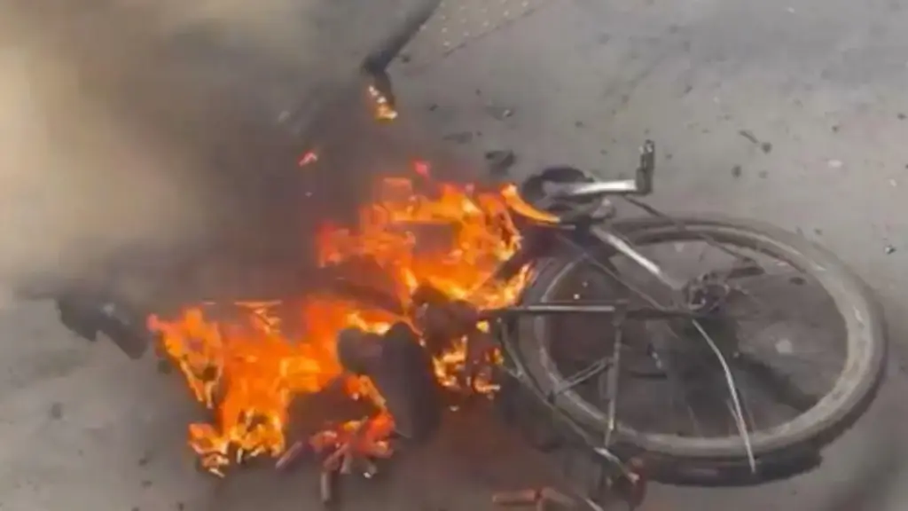 London E-Bike Fires Reach Alarming Heights: What You Need to Know image 35763a56 496c 438e 932d d27f185e0ee4.webp