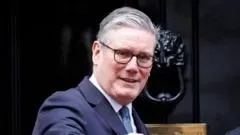 Trump Diplomacy: A Rollercoaster Ride Through International Relations image 406a5a8f 4c36 4eb2 84ad 134b56d67f29.webp