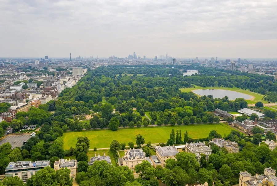 London's Best Parks: Nature Escapes in the Heart of the City image 6885866f 5f2a 4030 b758 e2028bf7dd04.webp