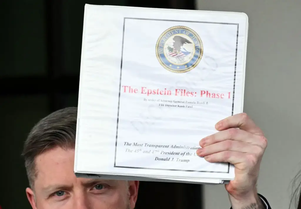 Epstein Files: Shocking Secrets Revealed in Newly Released Documents image ebabc4c6 a9d5 4c47 95c6 f1c0cbbc6216.webp