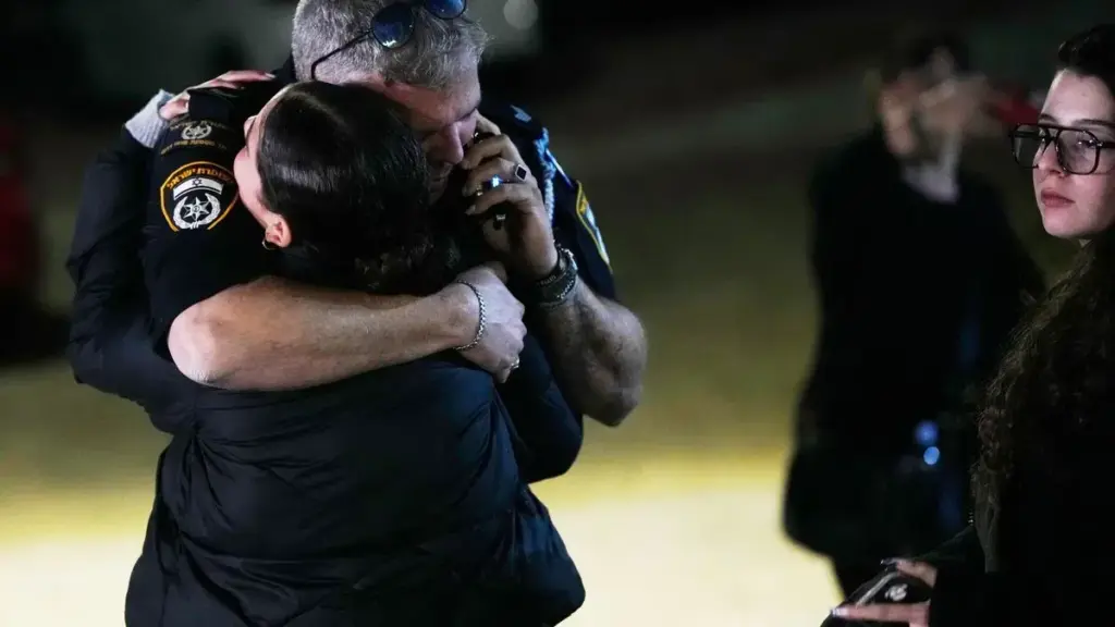 Israeli Hostage Shares Heartfelt Journey After 500 Days in Gaza image f5794d36 2786 4cd7 b644 c385cb072975.webp