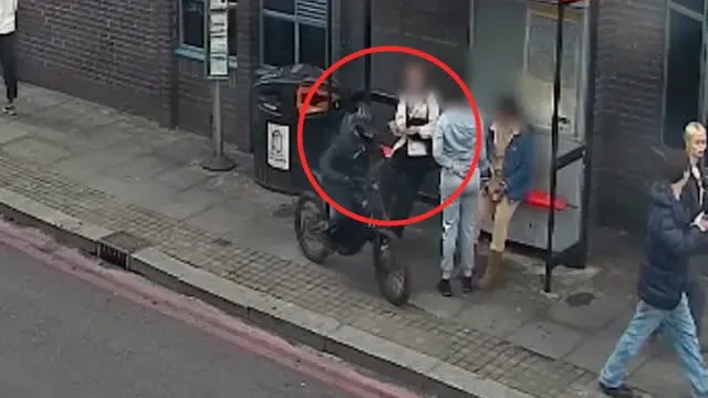 Mobile Phone Theft in London: How the Met is Tackling the Crisis image 15a54c5c 8347 4294 a1e7 c5d2afbc6228.webp