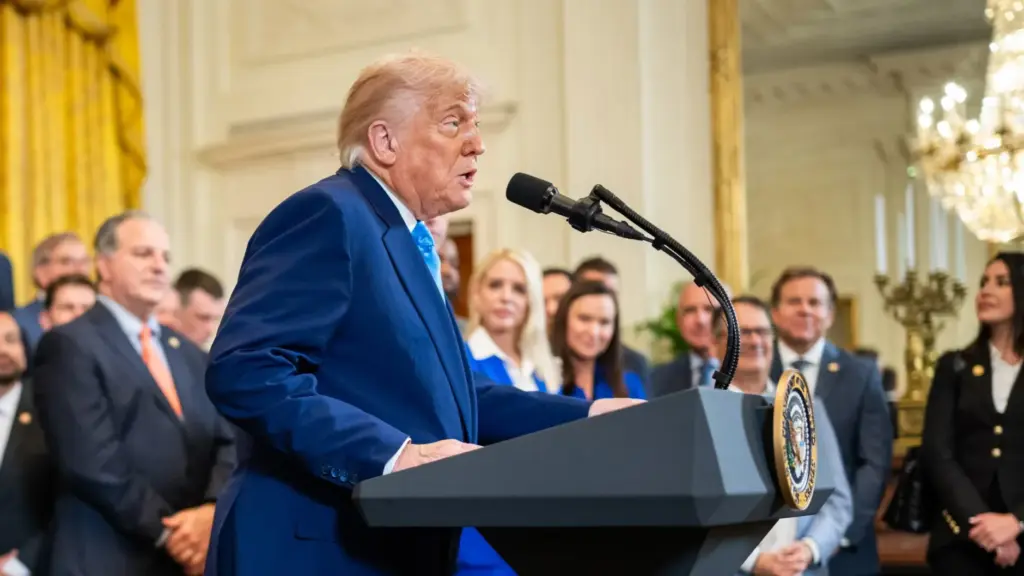 Trump Epstein Call Revealed: What Did He Really Know in 2006? image 73d64a21 7b90 4633 94a6 589390c300fd.webp