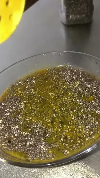 Chia Seeds and Bone Broth: Do They Really Heal Your Gut? image 7ac97878 367e 4bbe 9ac8 00f414cd1f2b.webp