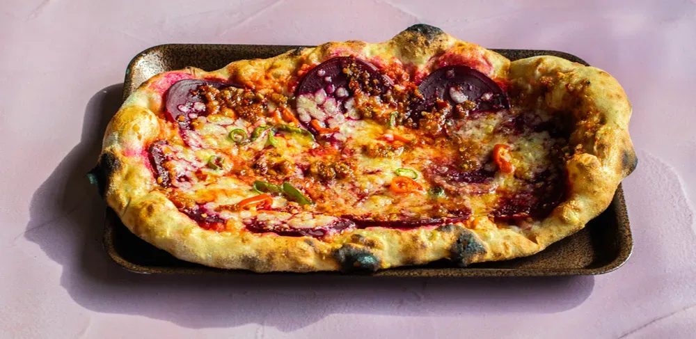 East London Pizza: Discover the Acclaimed SRP Marinara Slice image 8093f0d9 3d18 46f4 baa9 a90f6d4831eb.webp