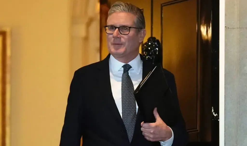 Keir Starmer's Leadership: Surviving the Storm but for How Long? image dcc9266a 2584 4481 abb9 c92b3d1d6c56.webp