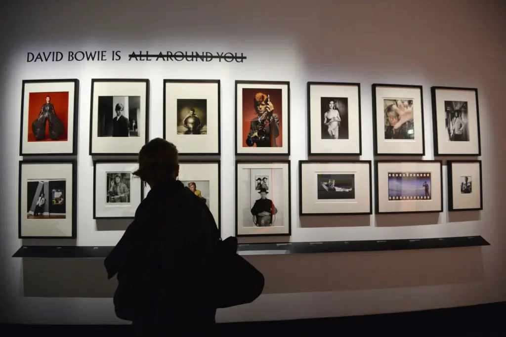 David Bowie Exhibition Unveils Rare 'Heroes' Footage from 1978 image df2800f1 5bdc 4e1a bb75 cac3a5f48604.webp