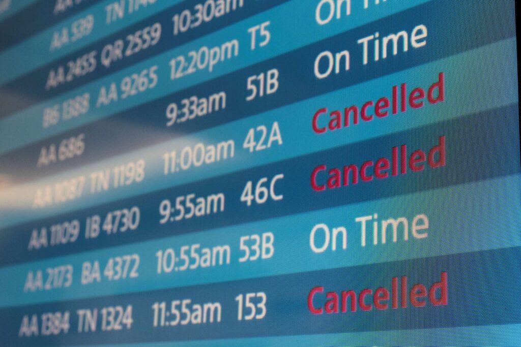 Flights Cancelled: Understanding the Impact of Iran Strikes on Travel aa cancelled rt ps 211101 1635775672753 hpmain.jpg