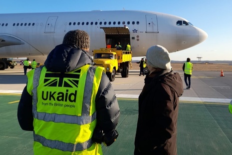 s465 uk aid flight blankets hygiene kits moldova 12 march 2022.jpg